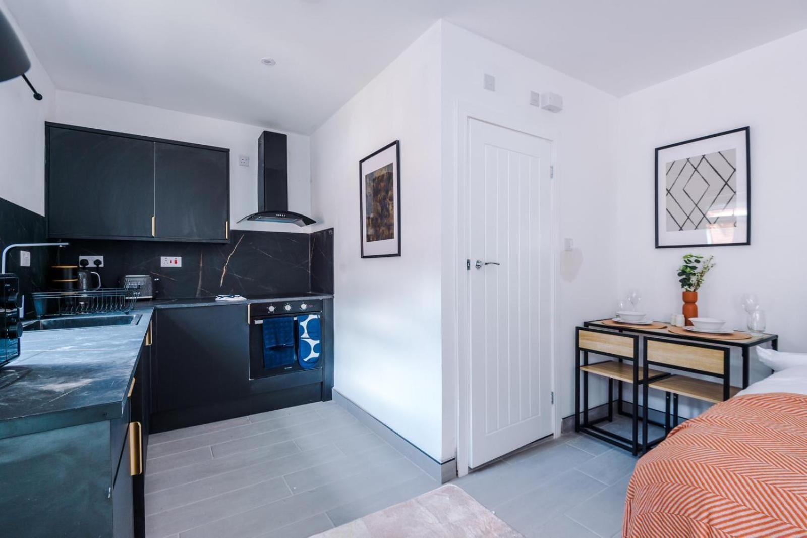 Comfort Style Brand New Selly Oaks Apartment 伯明翰 外观 照片