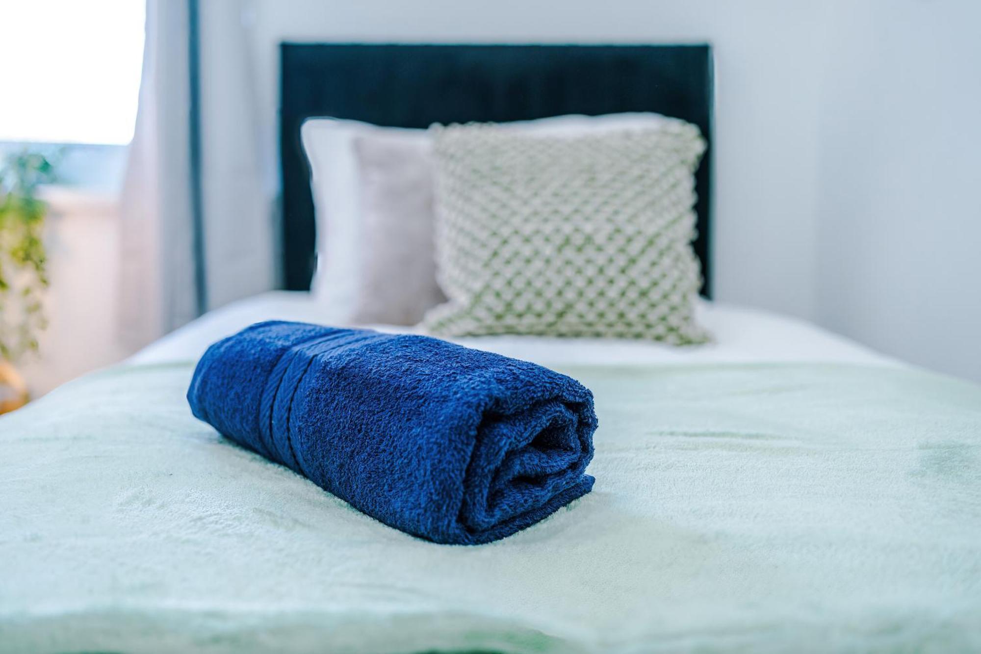 Comfort Style Brand New Selly Oaks Apartment 伯明翰 客房 照片