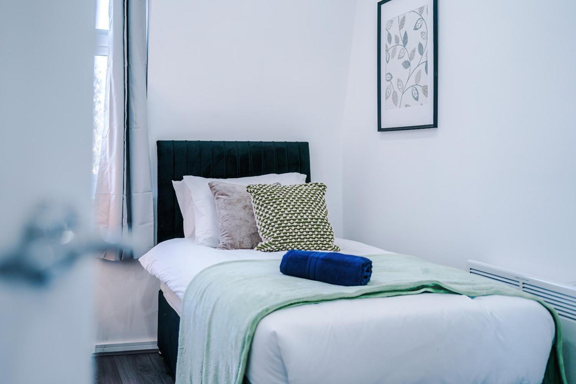 Comfort Style Brand New Selly Oaks Apartment 伯明翰 客房 照片