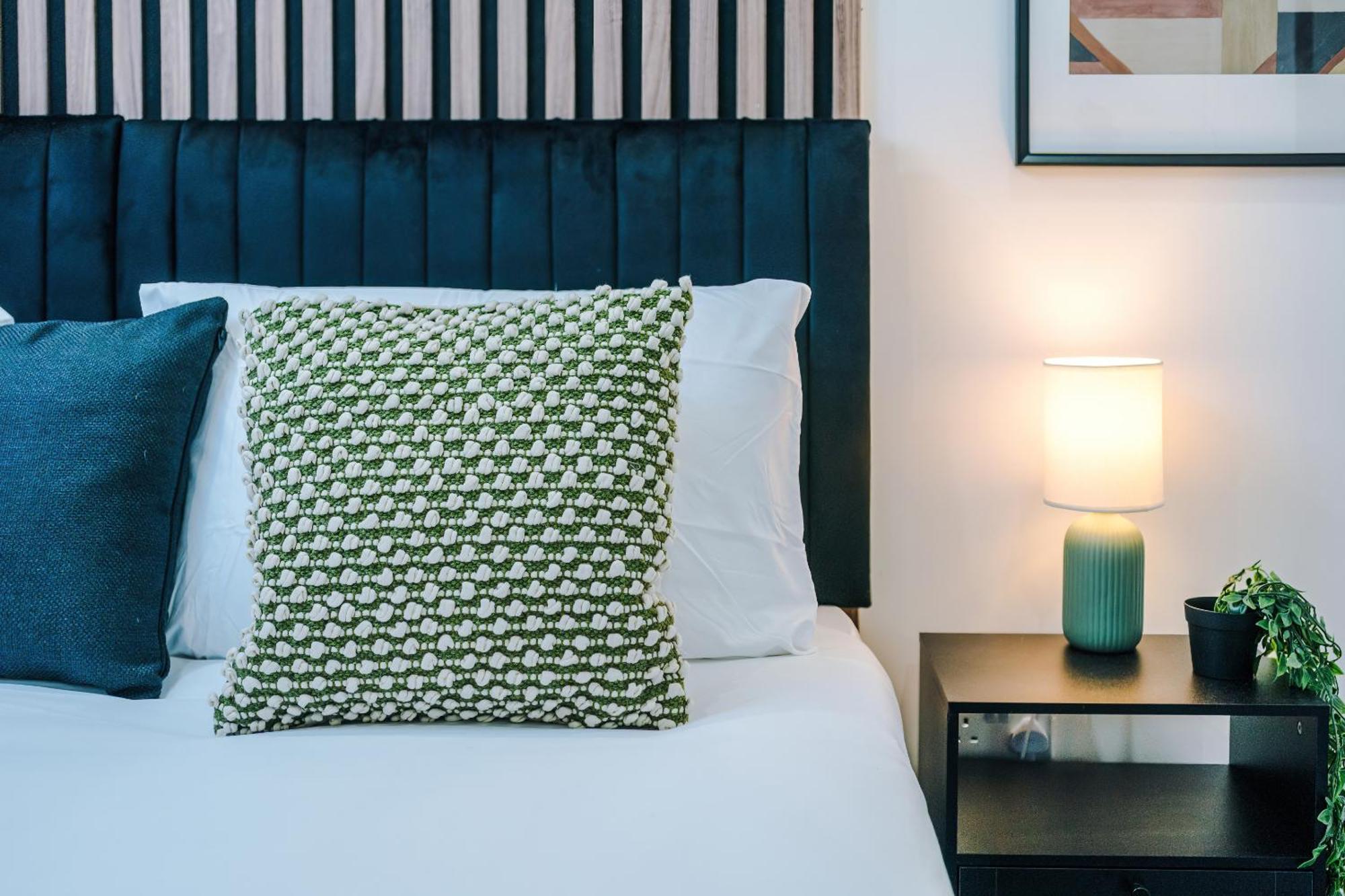 Comfort Style Brand New Selly Oaks Apartment 伯明翰 客房 照片
